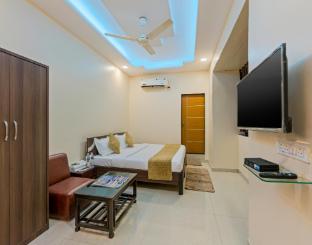 the solapur inn hotel