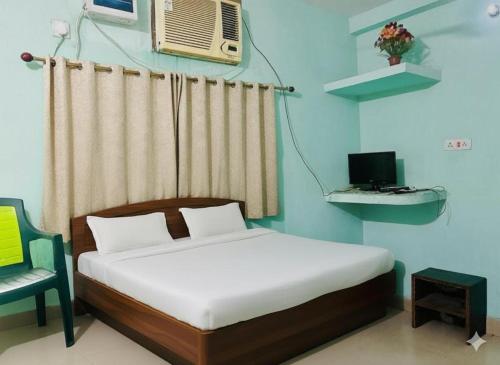 Alkapuri Guest House,,5 star