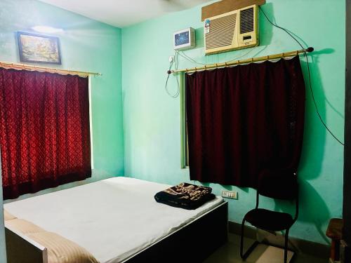 alkapuri guest house