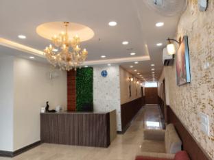 aadhya hotel and adhira restaurant