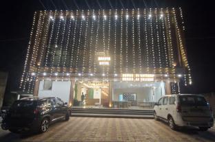 aadhya hotel and adhira restaurant