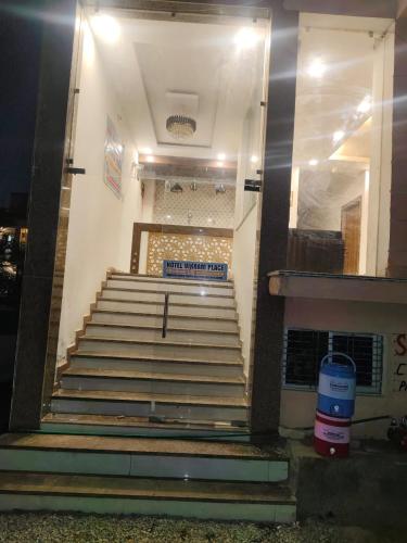 hotel vikram palace