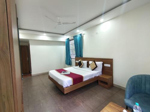 gayathri metro deluxe rooms