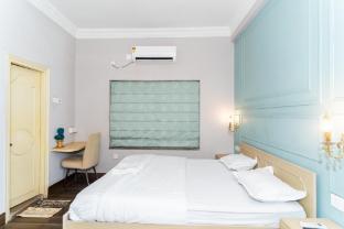 Nayra Apartment By Jaiswal House Kolkatta,,4 star