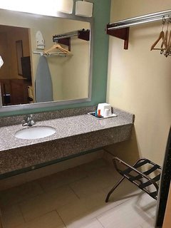 Baymont By Wyndham Odessa University Area,United States Of America>>Odessa,3 star