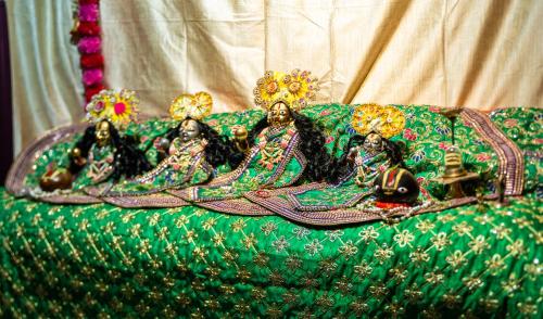 omji ashram char bhuja dham