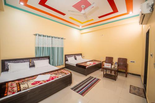 omji ashram char bhuja dham