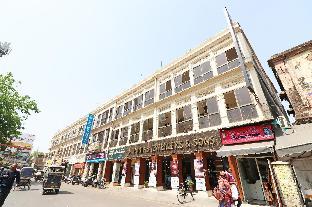 central hotel