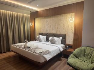 hotel ambition