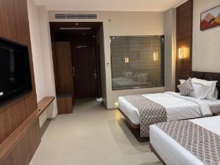 hotel ambition
