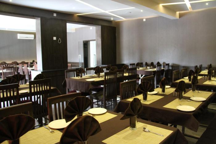 hotel aditya