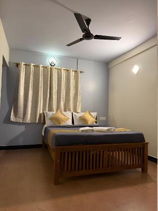 humming bird by brown tree resorts