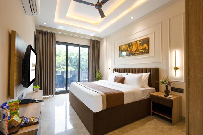 leaf 9 grand near udyog vihar and yashobhoomi