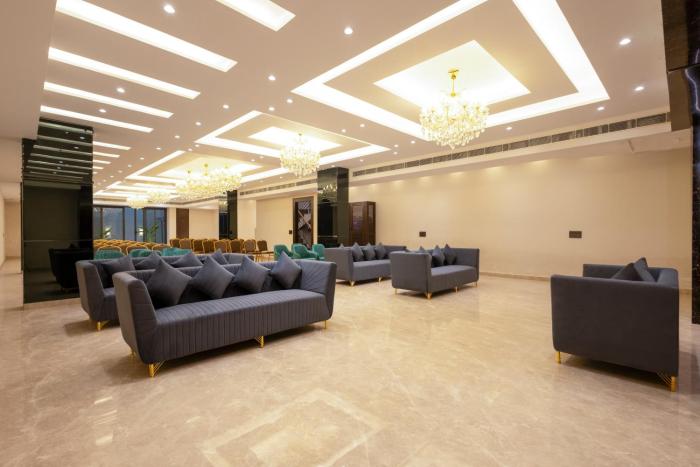 leaf 9 grand near udyog vihar and yashobhoomi