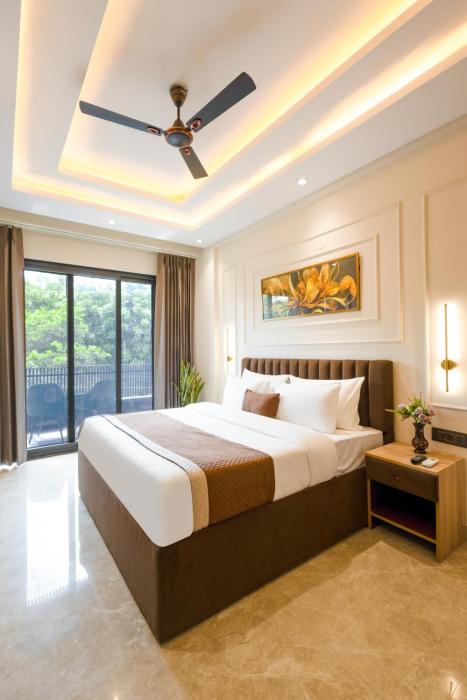 leaf 9 grand near udyog vihar and yashobhoomi