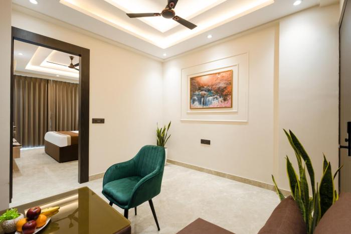 leaf 9 grand near udyog vihar and yashobhoomi