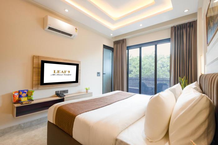 leaf 9 grand near udyog vihar and yashobhoomi