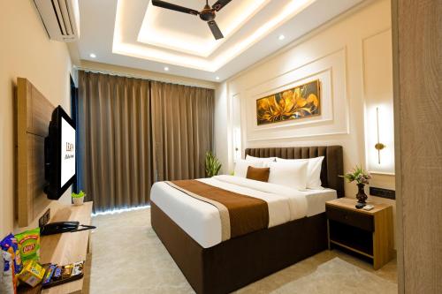 Leaf 9 Grand, Near Udyog Vihar And Yashobhoomi,,3 star
