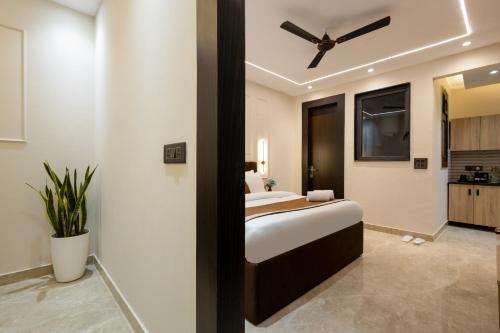leaf 9 grand near udyog vihar and yashobhoomi
