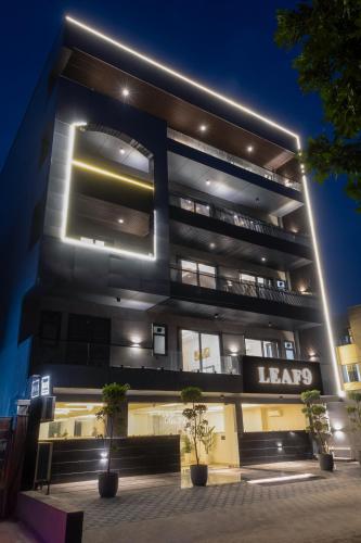 leaf 9 grand near udyog vihar and yashobhoomi