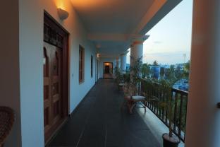 the colonial courtyard