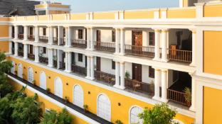 the colonial courtyard