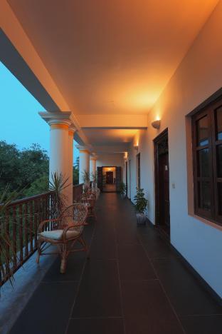 the colonial courtyard