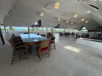 The Colonial Courtyard,,5 star