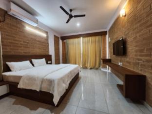 brick house at nandi
