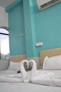aakarsh hill view hotel