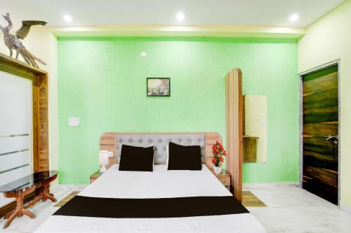 hotel o parampara garden resort