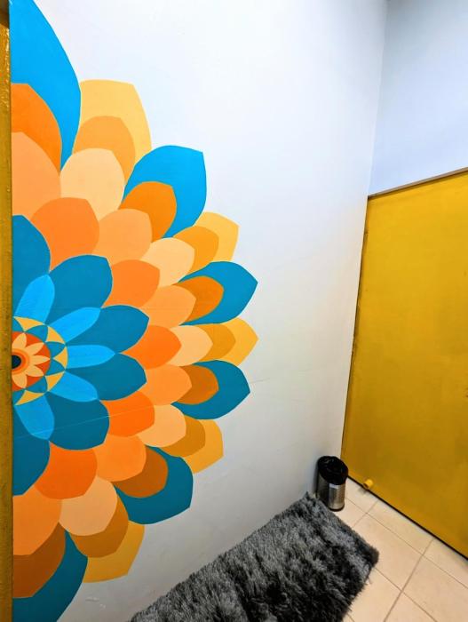 hidden monkey hostel chet singh ghat varanasi
