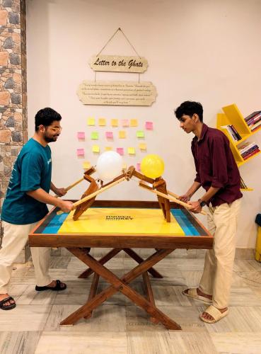 hidden monkey hostel chet singh ghat varanasi