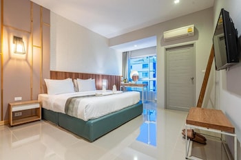 hug nimman hotel