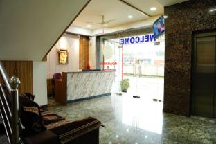 Embassy Grand Boarding And Lodging,,3 star