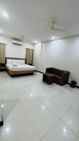 embassy grand boarding and lodging