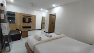 embassy grand boarding and lodging