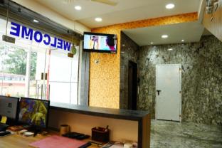 embassy grand boarding and lodging
