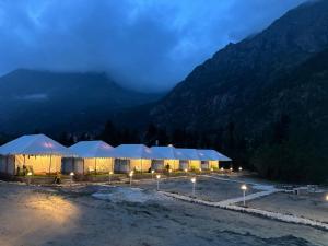 parvati baag camps by feast holidays