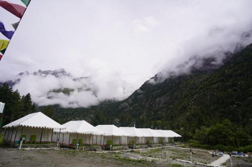 parvati baag camps by feast holidays
