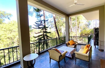 Ama Stays & Trails 7 Pines, Kasauli,,2 star