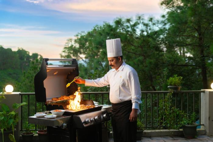 ama stays and trails 7 pines kasauli