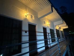 River View Stay Near Kainchi Dham,,0 star