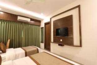 hotel the azure