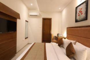 hotel the azure