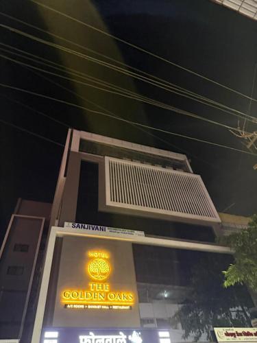 hotel the golden oaks kolhapur