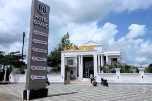 Hotel Grand Khuldabad,,5 star