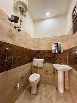 Amritsar Backpackers Hostel,,2 star