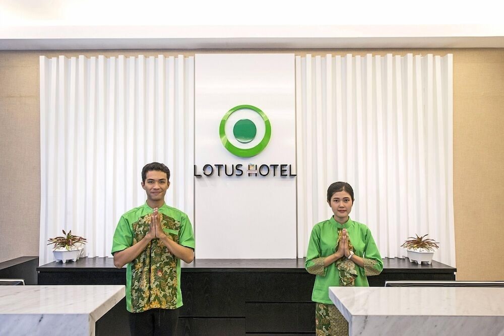 hotel lotus subang