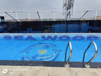 hotel sea wood